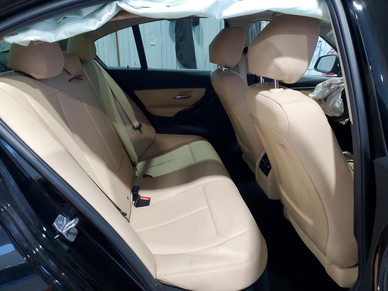 2017 BMW 320 XI photo 2