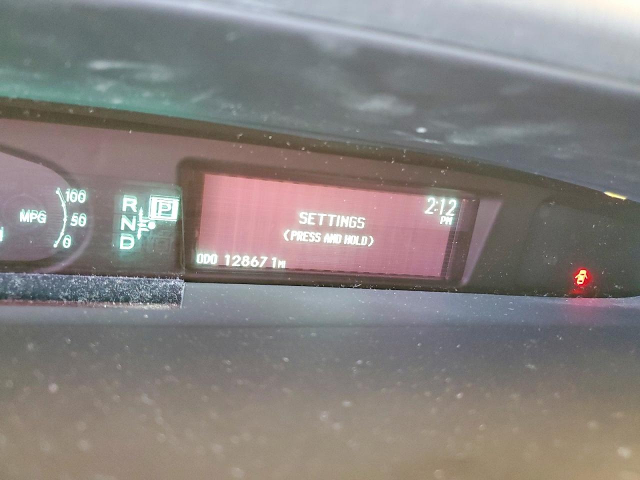 2011 TOYOTA PRIUS photo 17