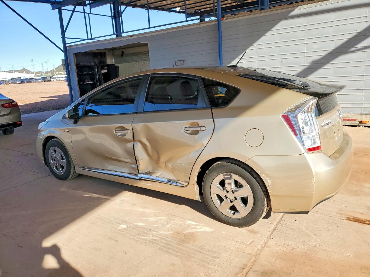 2011 TOYOTA PRIUS photo 3