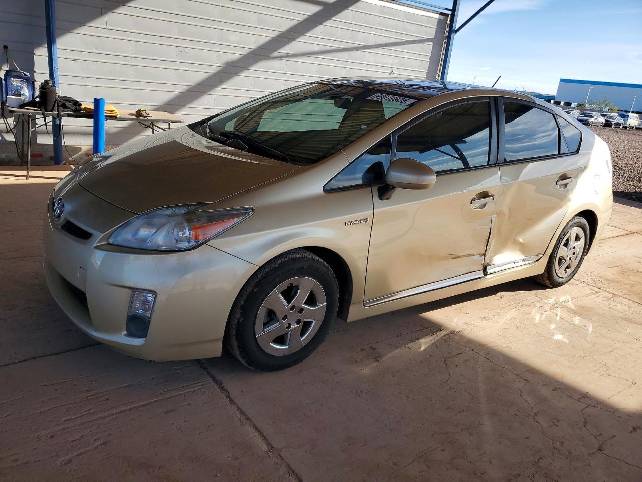 2011 TOYOTA PRIUS