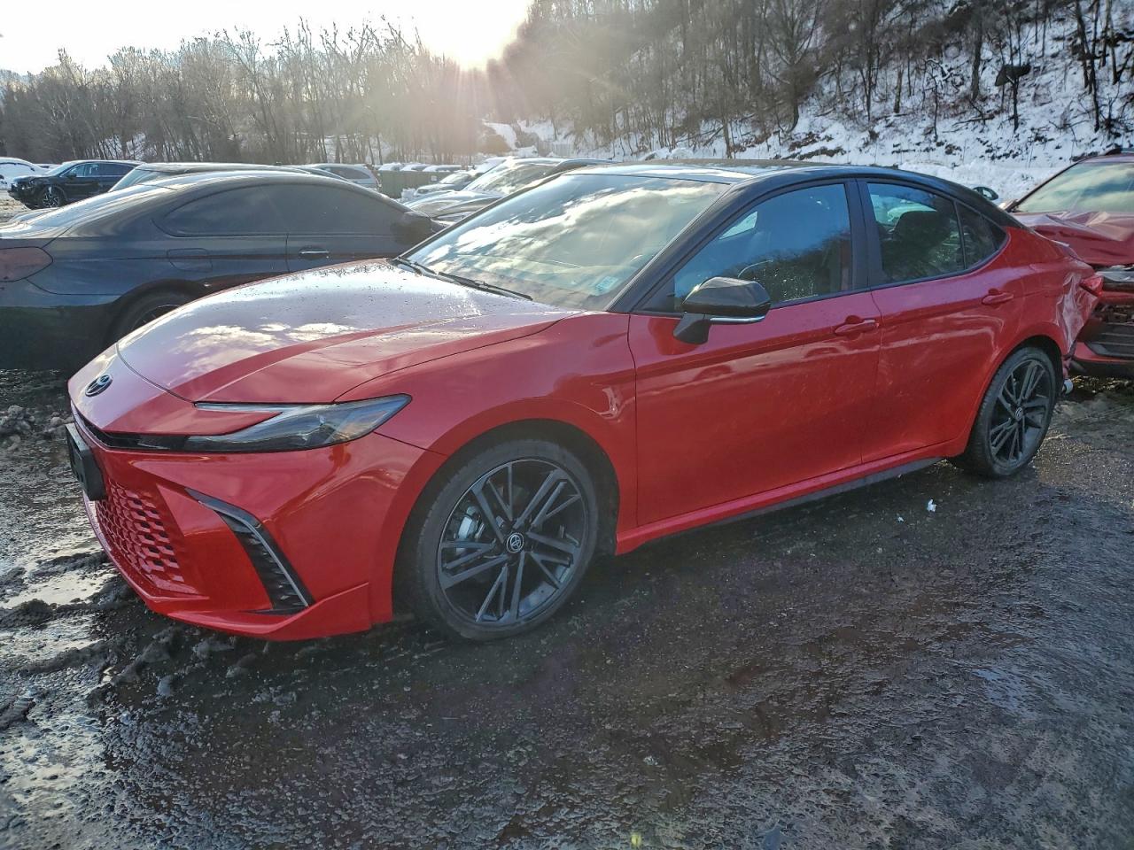 2025 TOYOTA CAMRY