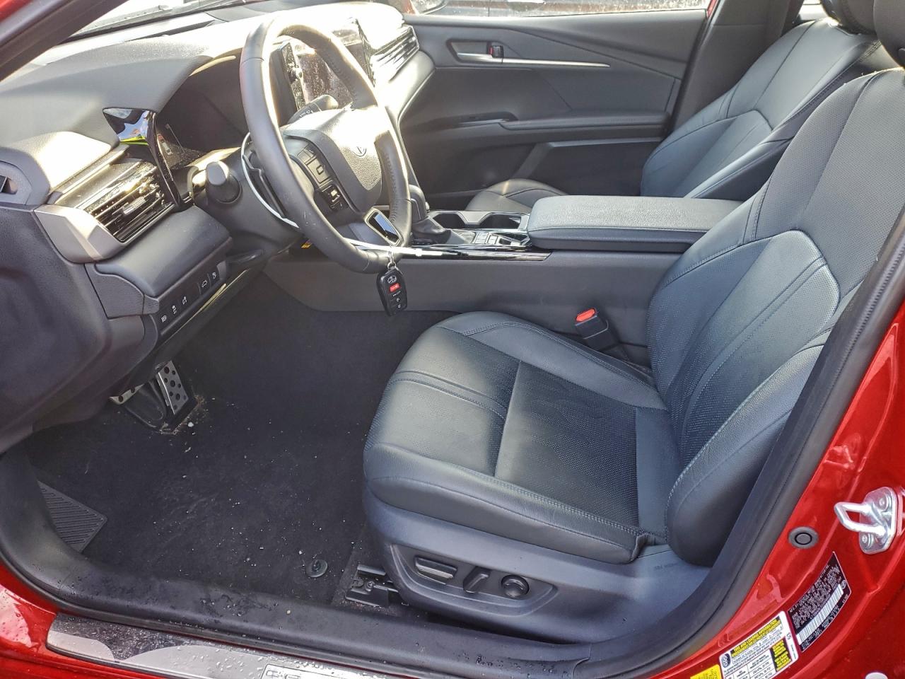 2025 TOYOTA CAMRY XSE photo 7