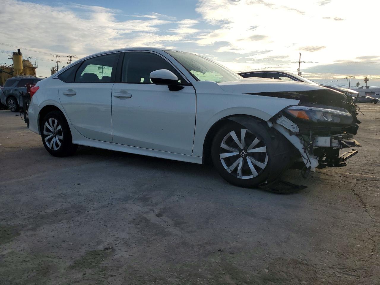 2023 HONDA CIVIC LX photo 4