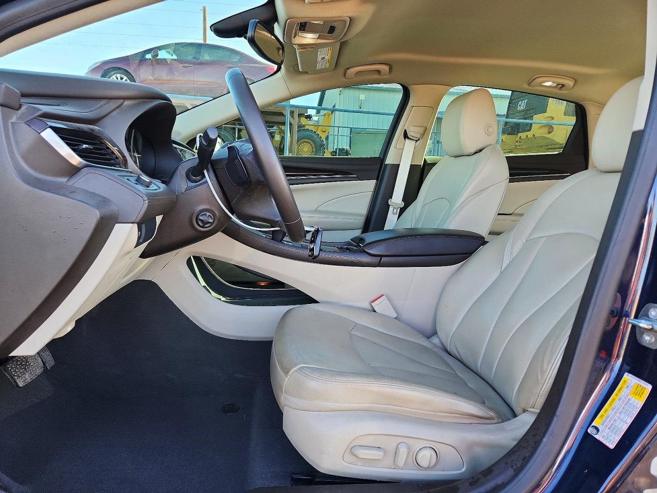 2017 BUICK LACROSSE ESSENCE photo 7