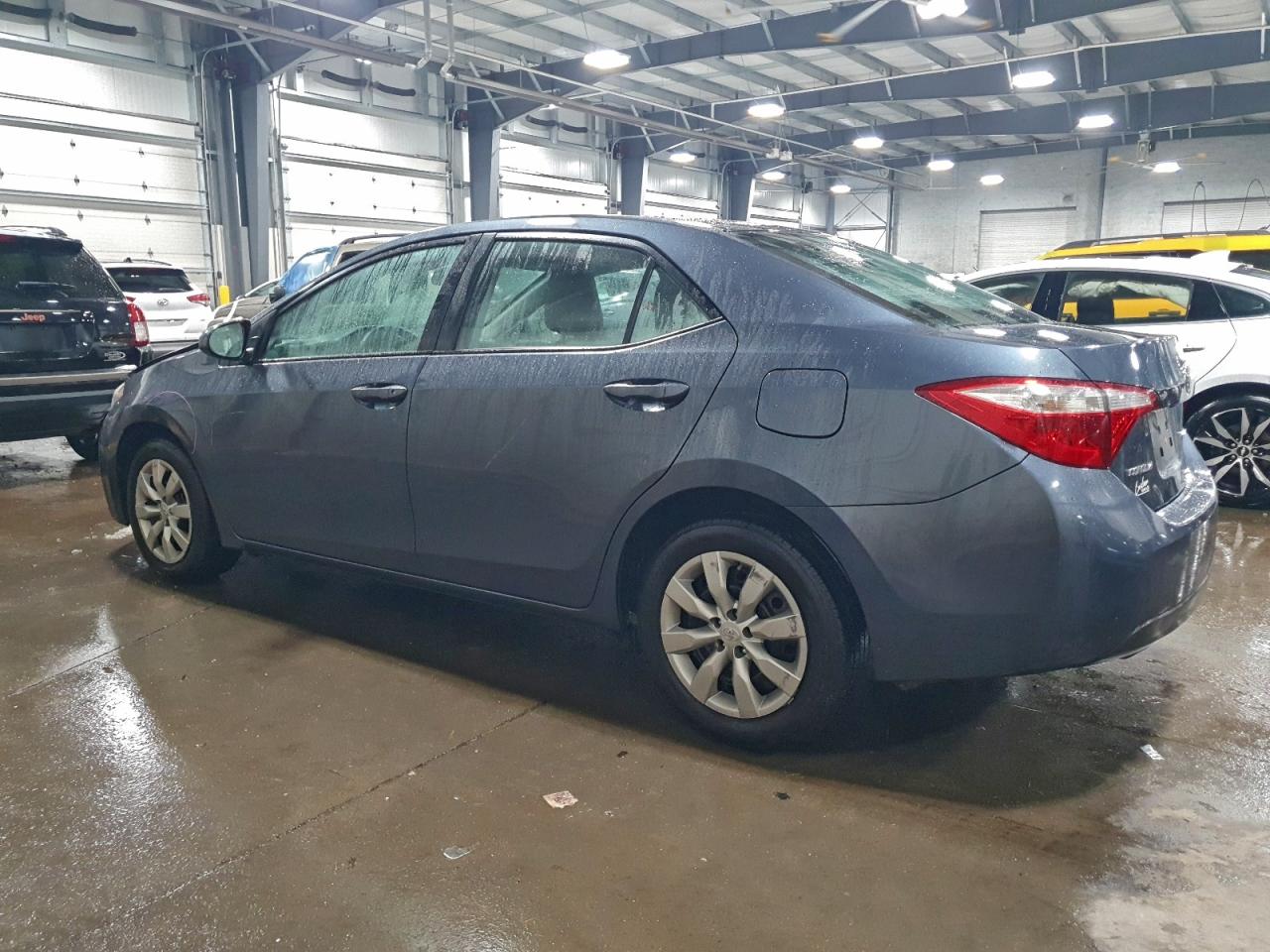 2016 TOYOTA COROLLA L photo 2