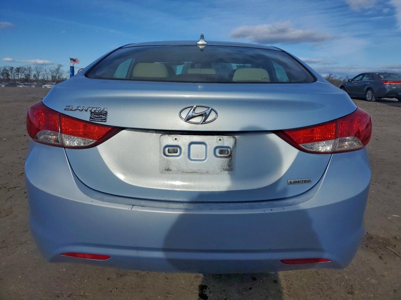 2012 HYUNDAI ELANTRA GLS photo 6