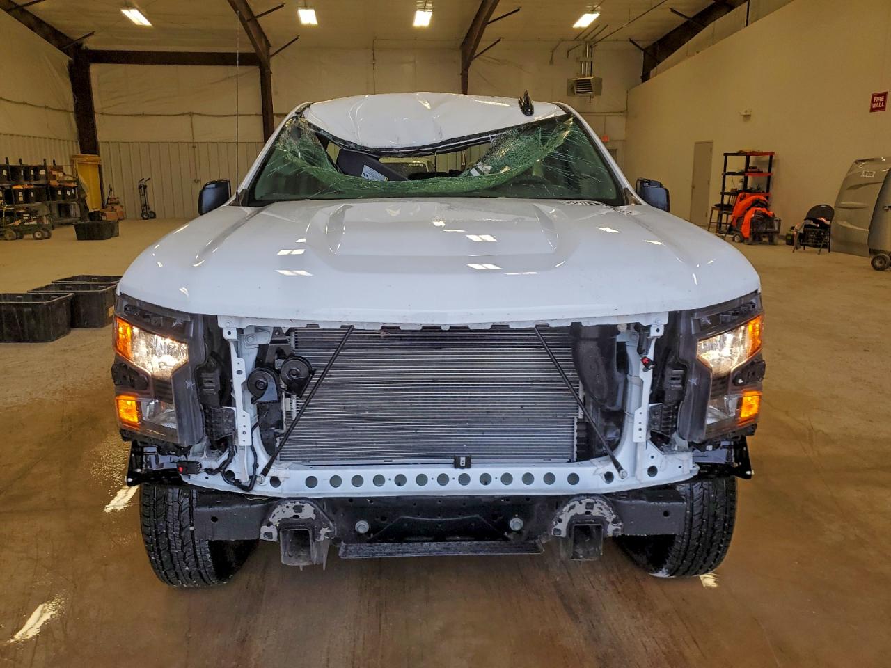 2025 CHEVROLET SILVERADO C1500 photo 5