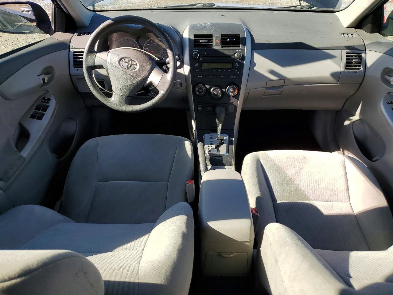 2010 TOYOTA COROLLA BASE photo 8