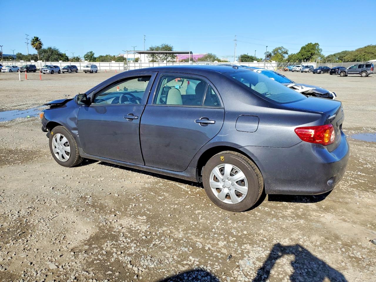 2010 TOYOTA COROLLA BASE photo 2
