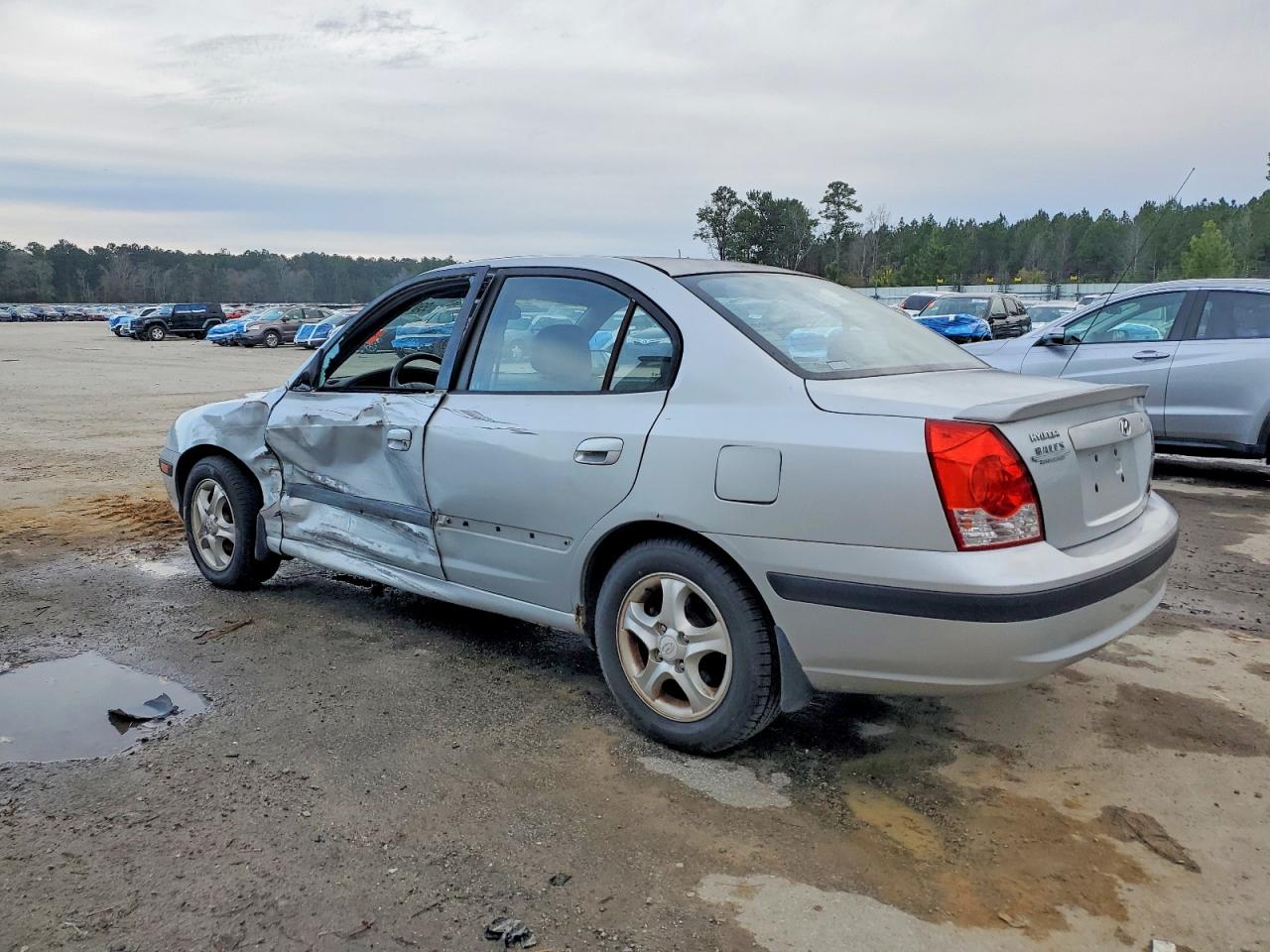2005 HYUNDAI ELANTRA GLS photo 2