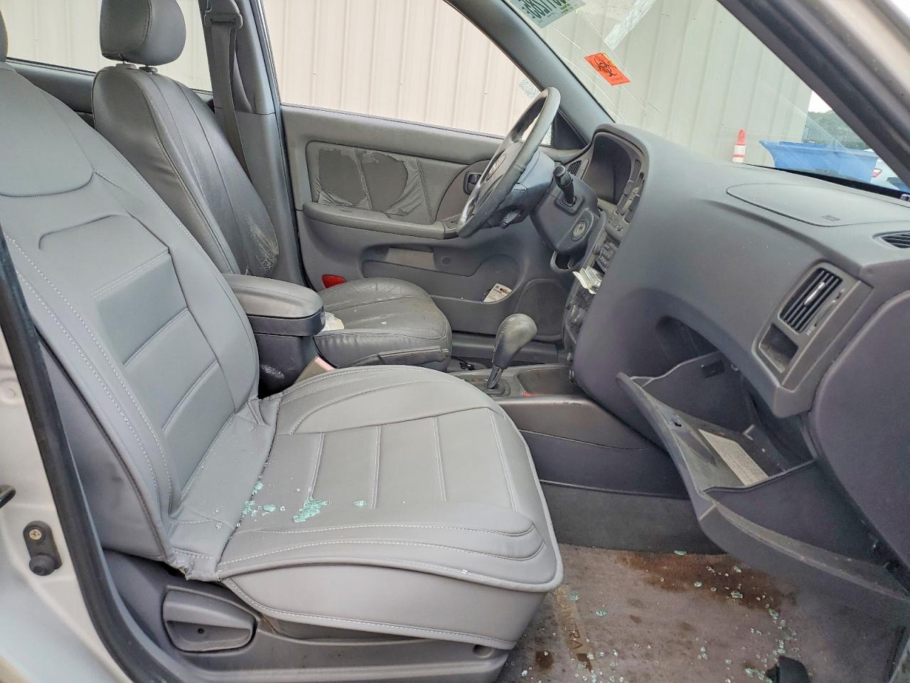 2005 HYUNDAI ELANTRA GLS photo 7