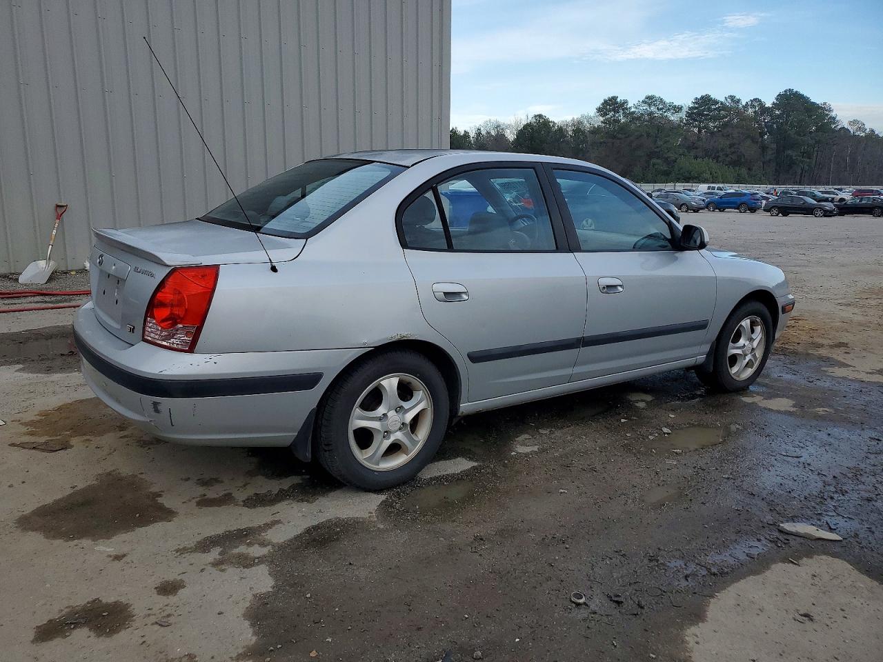 2005 HYUNDAI ELANTRA GLS photo 3