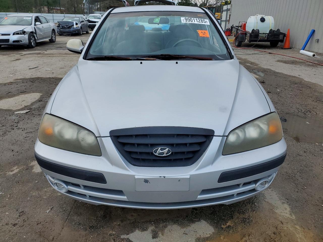 2005 HYUNDAI ELANTRA GLS photo 11