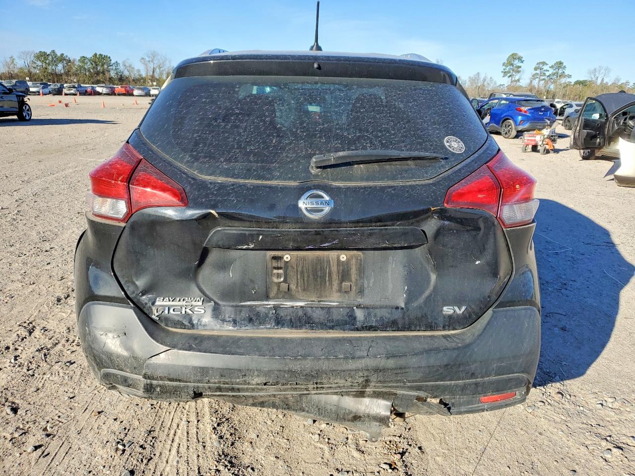 2018 NISSAN KICKS S photo 6
