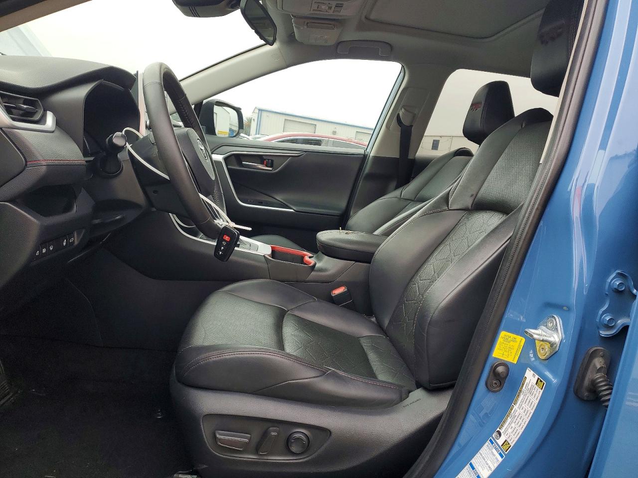 2022 TOYOTA RAV4 TRD OFF ROAD photo 13