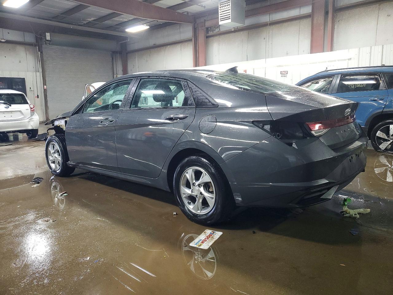 2023 HYUNDAI ELANTRA SE photo 2