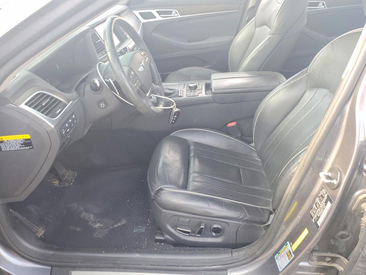 2015 HYUNDAI GENESIS 3.8L photo 7