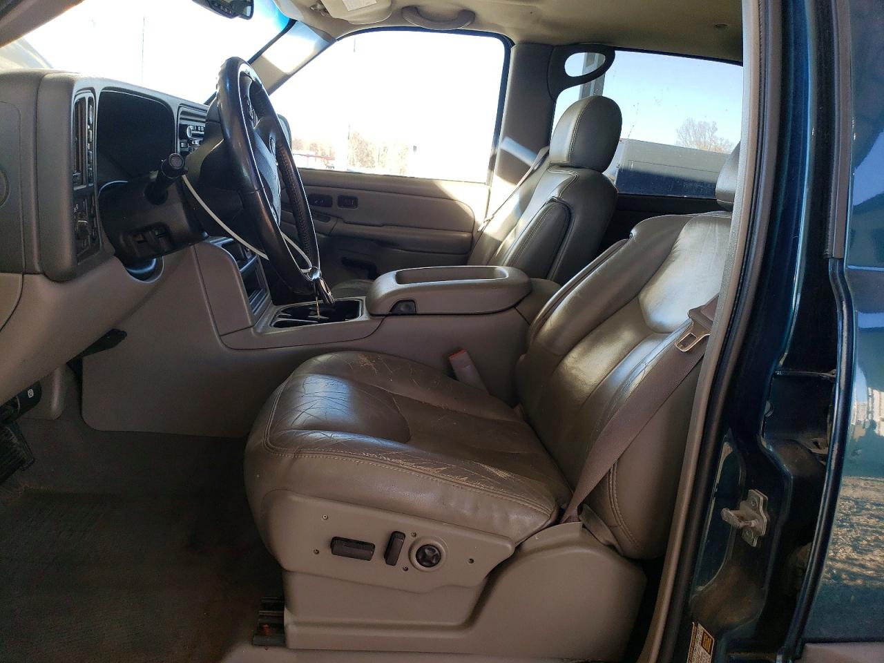 2005 CHEVROLET AVALANCHE K1500 photo 7