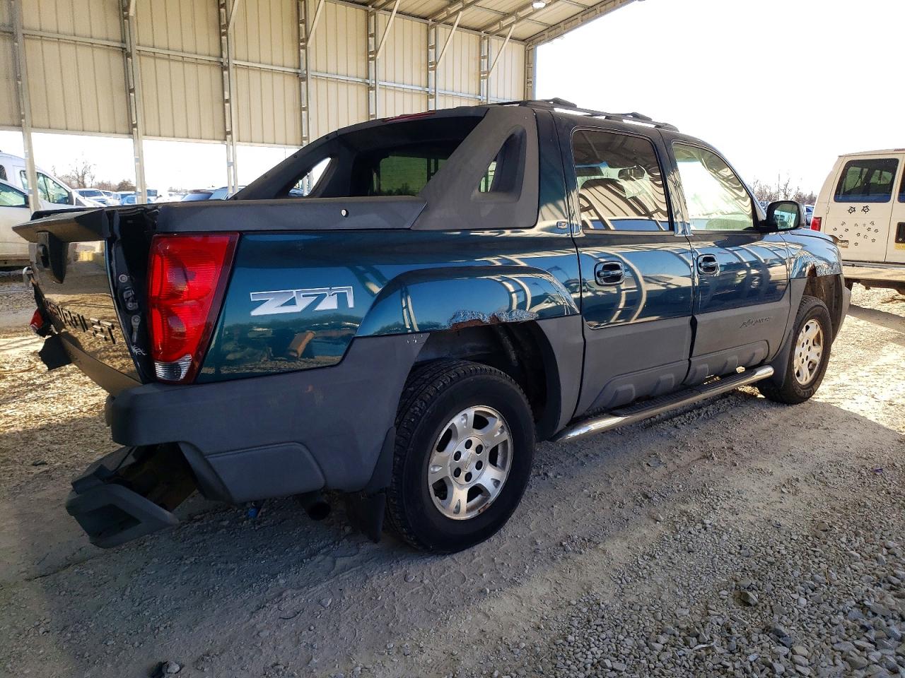 2005 CHEVROLET AVALANCHE K1500 photo 3