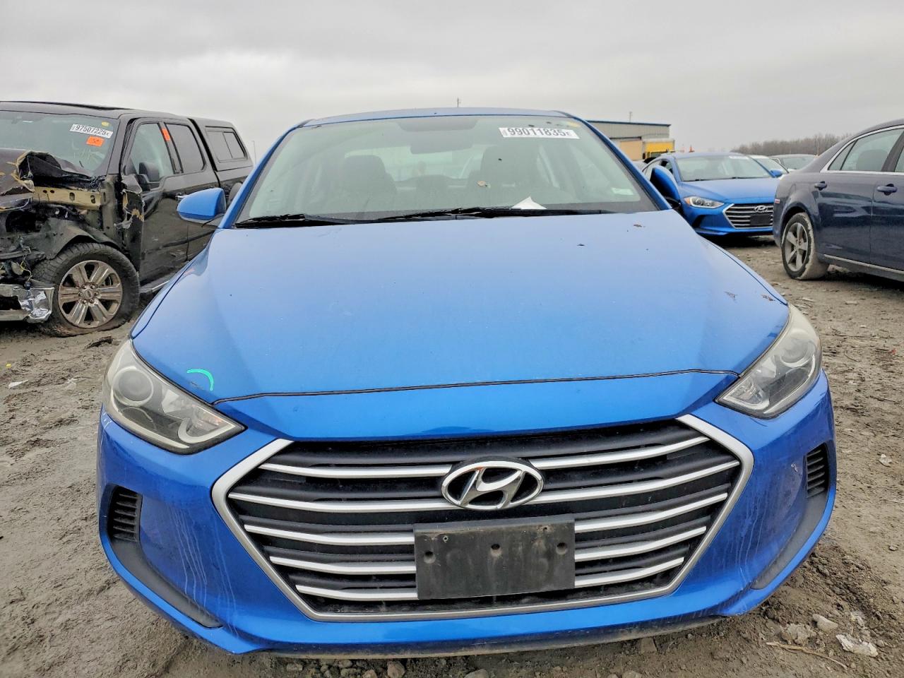 2017 HYUNDAI ELANTRA SE photo 5