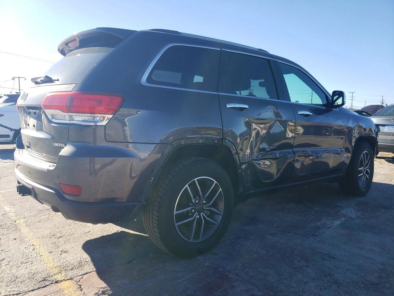 2019 JEEP GRAND CHEROKEE LIMITED photo 3