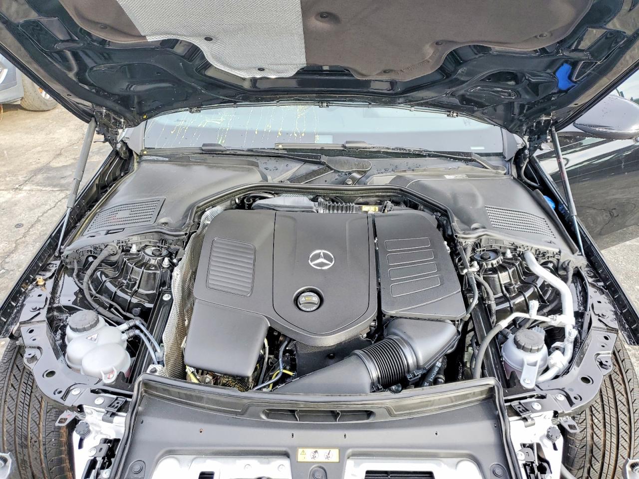 2025 MERCEDES-BENZ C 300 photo 11