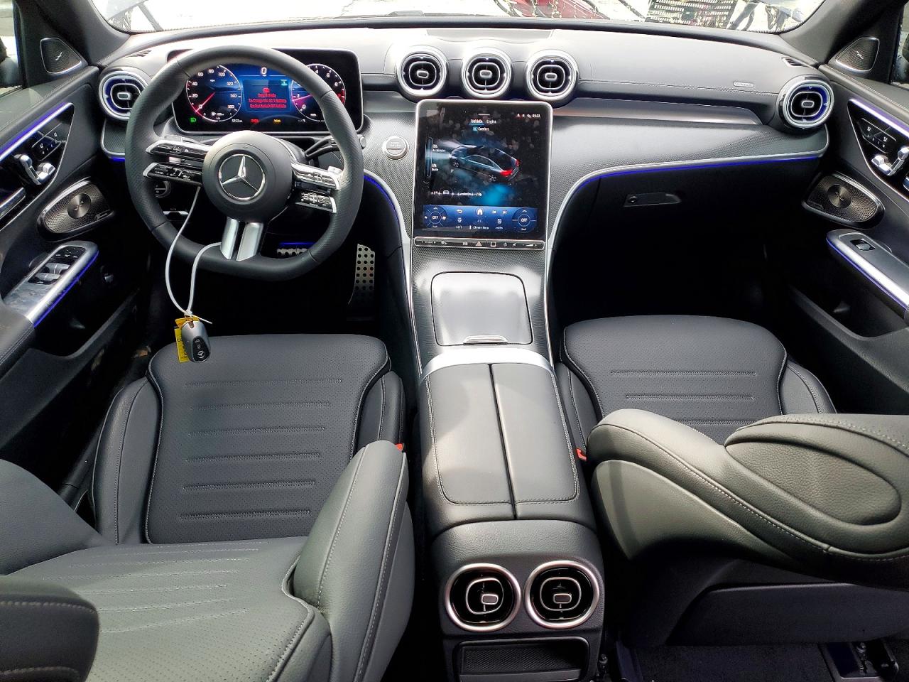 2025 MERCEDES-BENZ C 300 photo 8