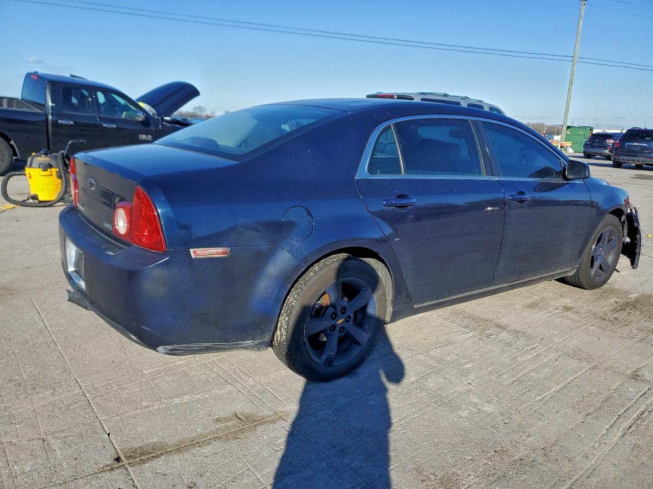 2011 CHEVROLET MALIBU 1LT photo 3