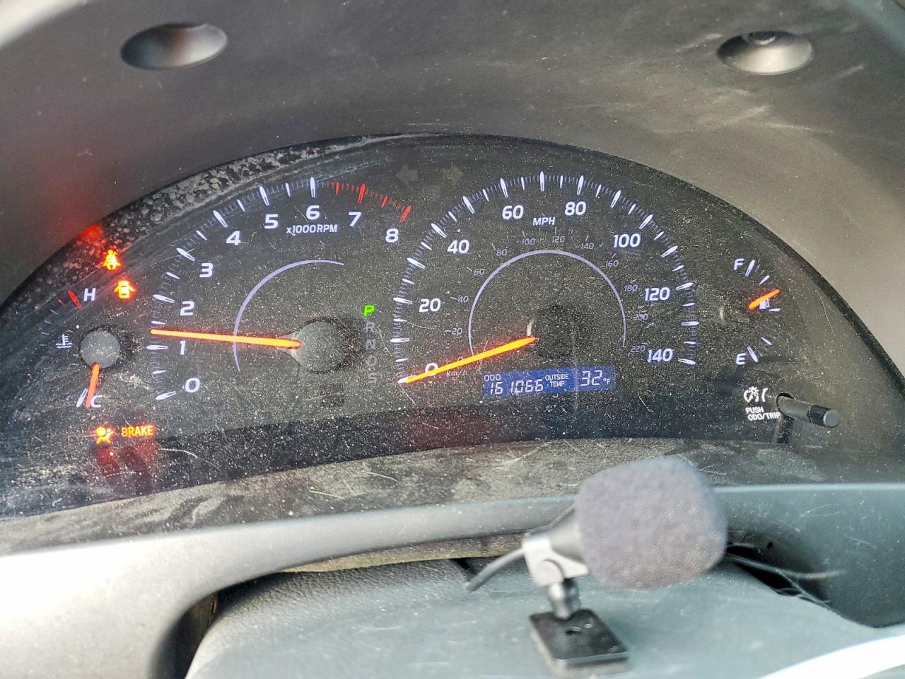 2011 TOYOTA CAMRY BASE photo 9