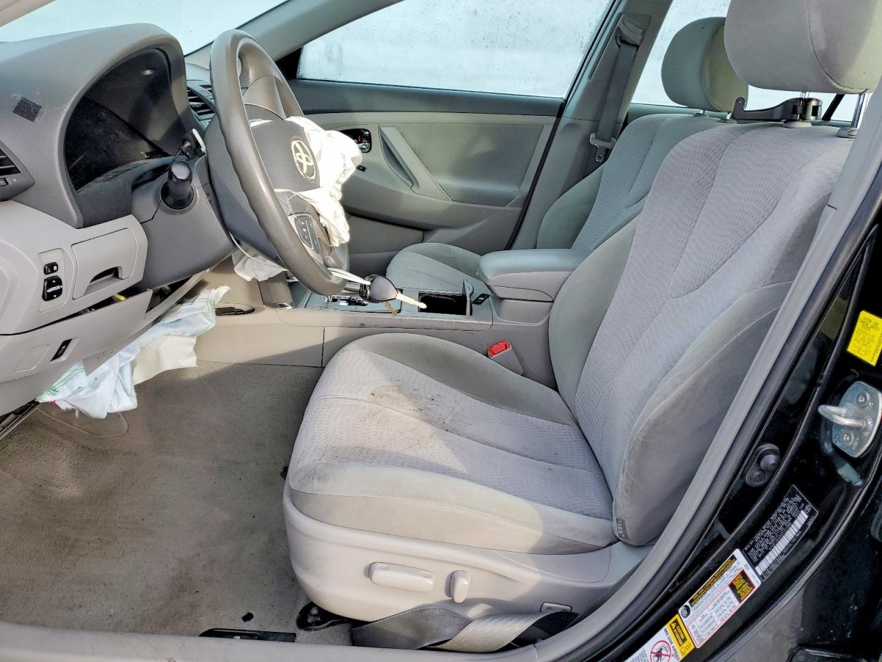 2011 TOYOTA CAMRY BASE photo 7