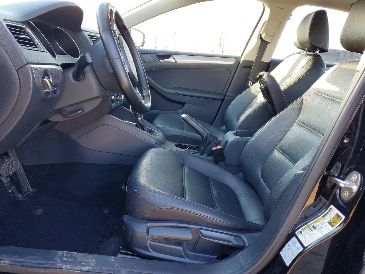 2016 VOLKSWAGEN JETTA SE photo 7