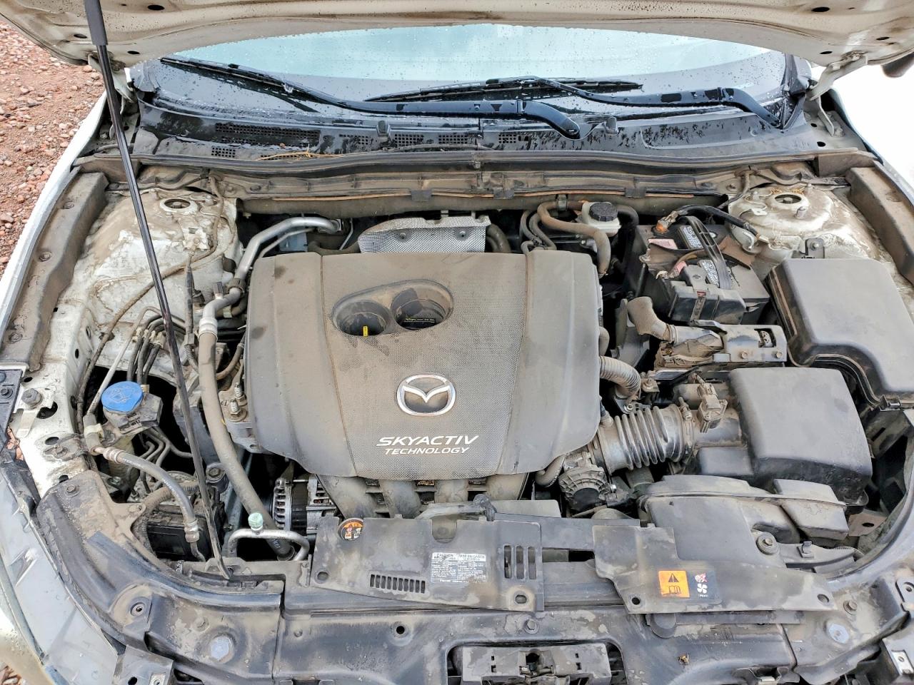 2014 MAZDA 3 SV photo 11