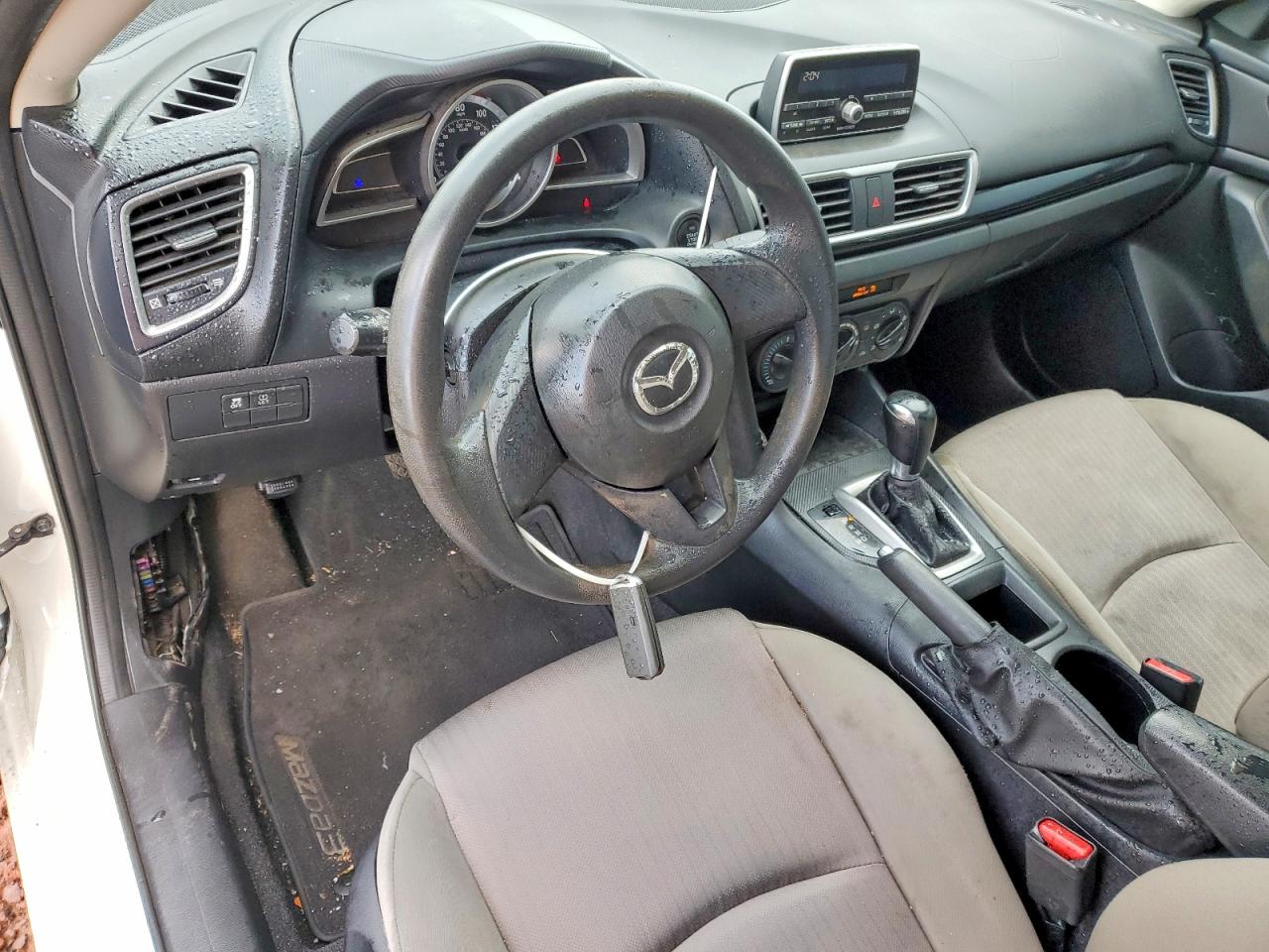 2014 MAZDA 3 SV photo 8