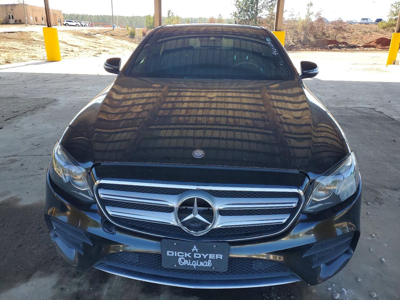 2017 MERCEDES-BENZ E 300 photo 5