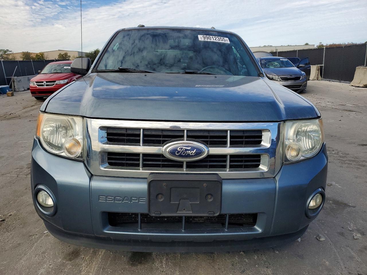 2012 FORD ESCAPE XLT photo 5