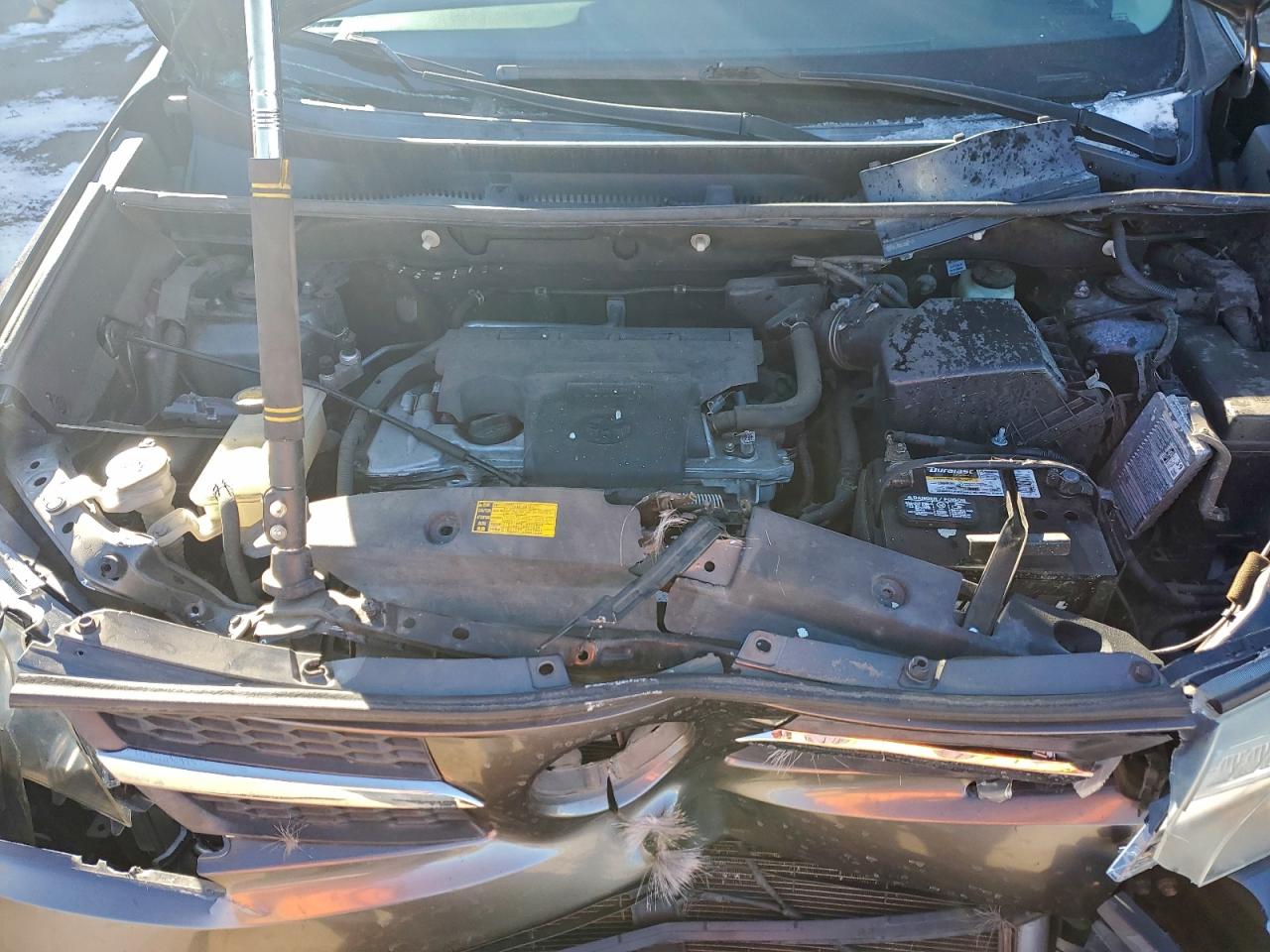 2015 TOYOTA RAV4 XLE photo 11
