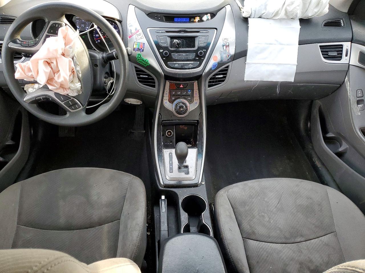 2013 HYUNDAI ELANTRA GLS photo 8