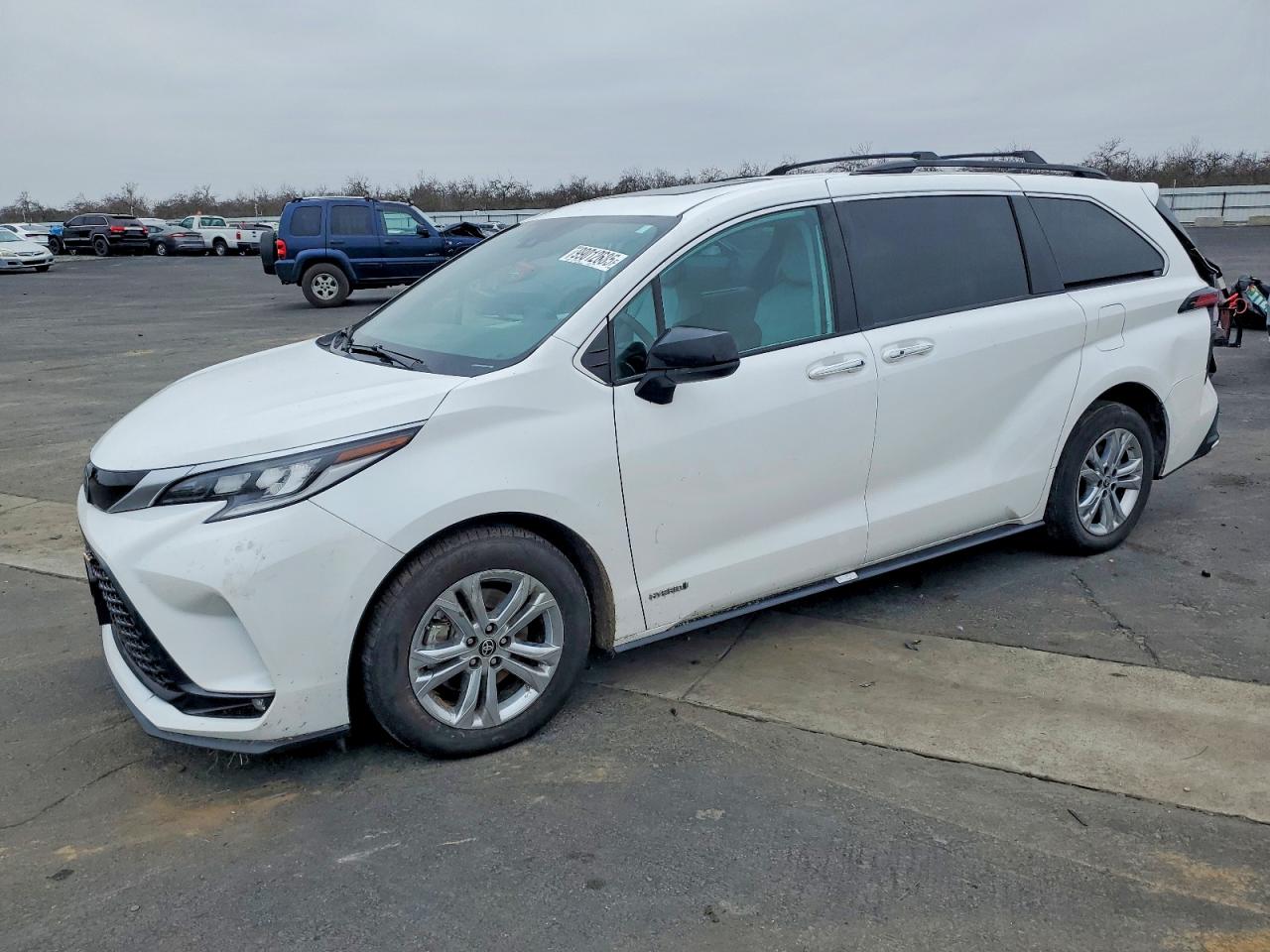 2021 TOYOTA SIENNA