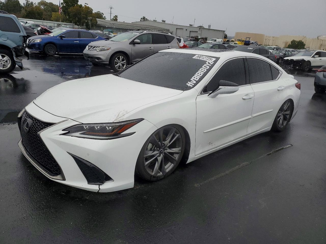 2020 LEXUS ES