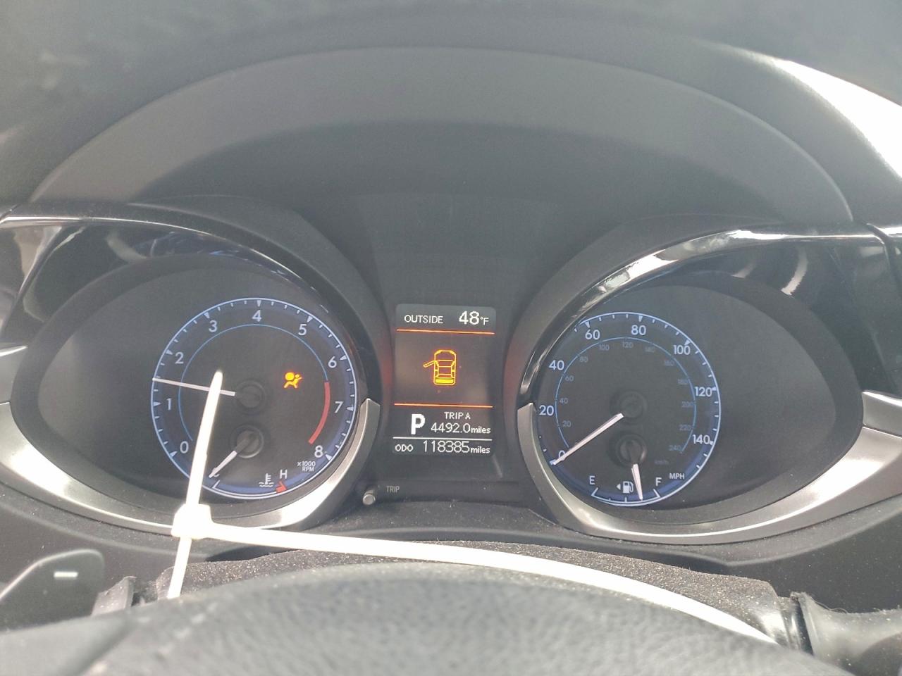 2015 TOYOTA COROLLA L photo 9