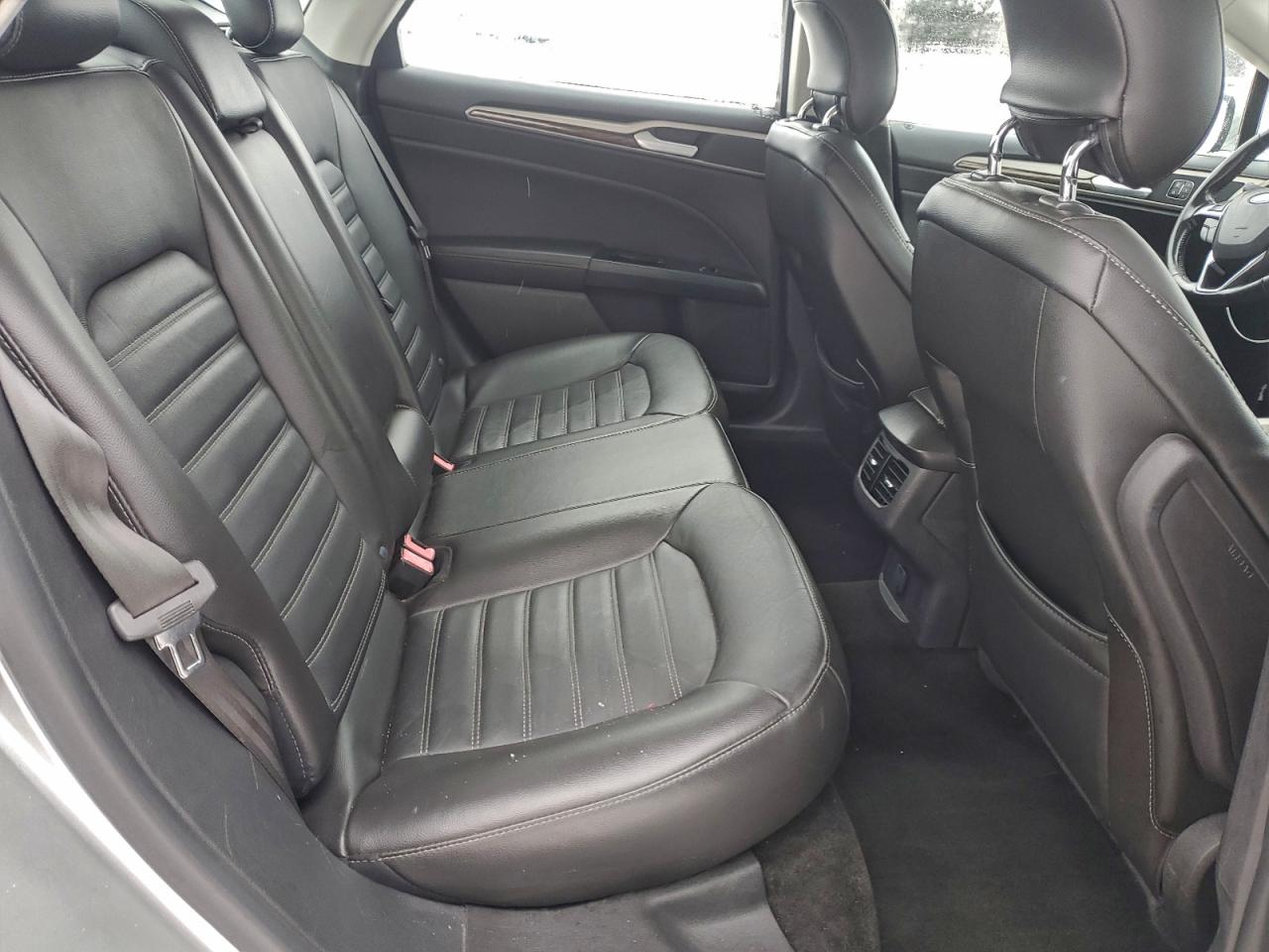 2013 FORD FUSION SE photo 10
