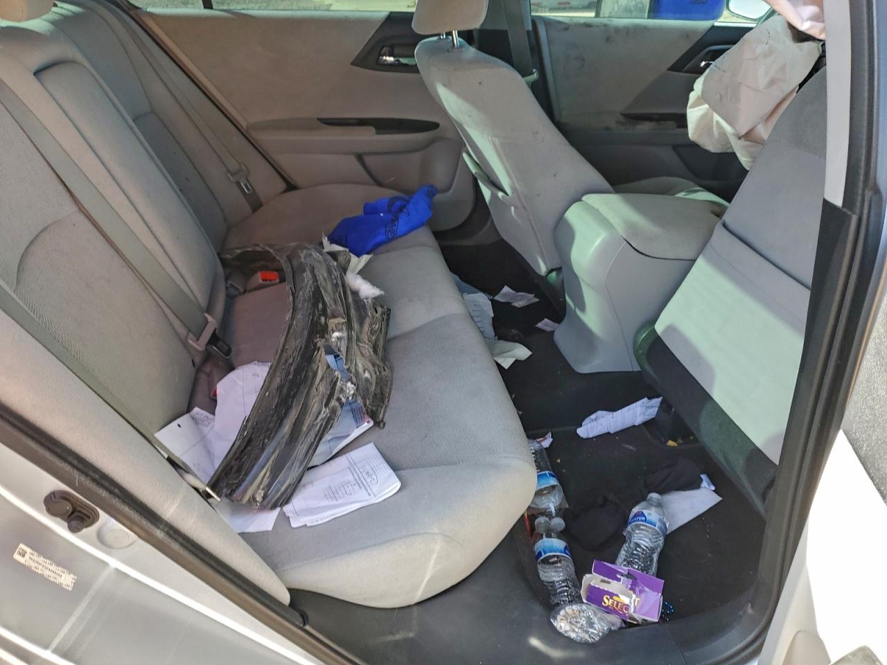 2013 HONDA ACCORD LX photo 19