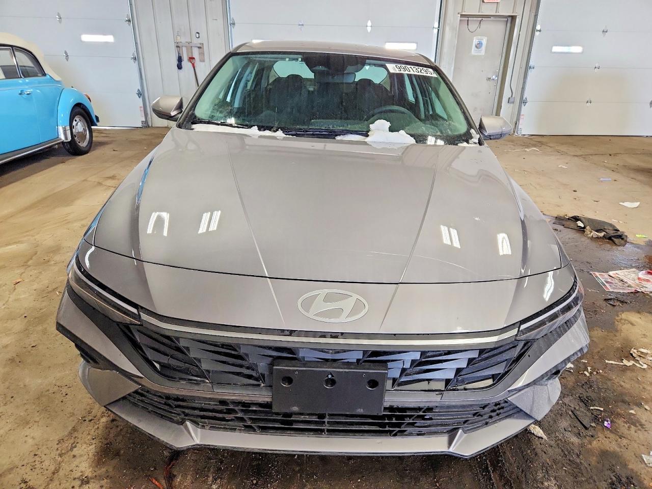 2025 HYUNDAI ELANTRA SE photo 5