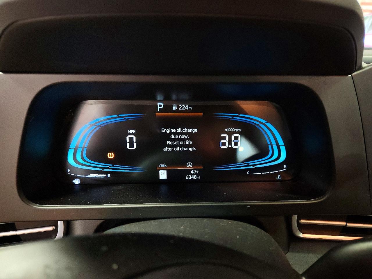 2025 HYUNDAI ELANTRA SE photo 9