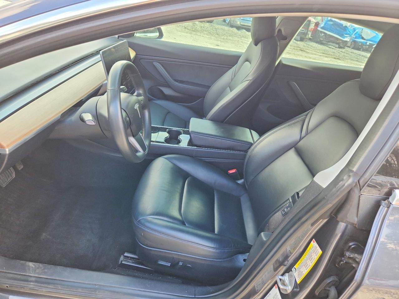 2018 TESLA MODEL 3 photo 7