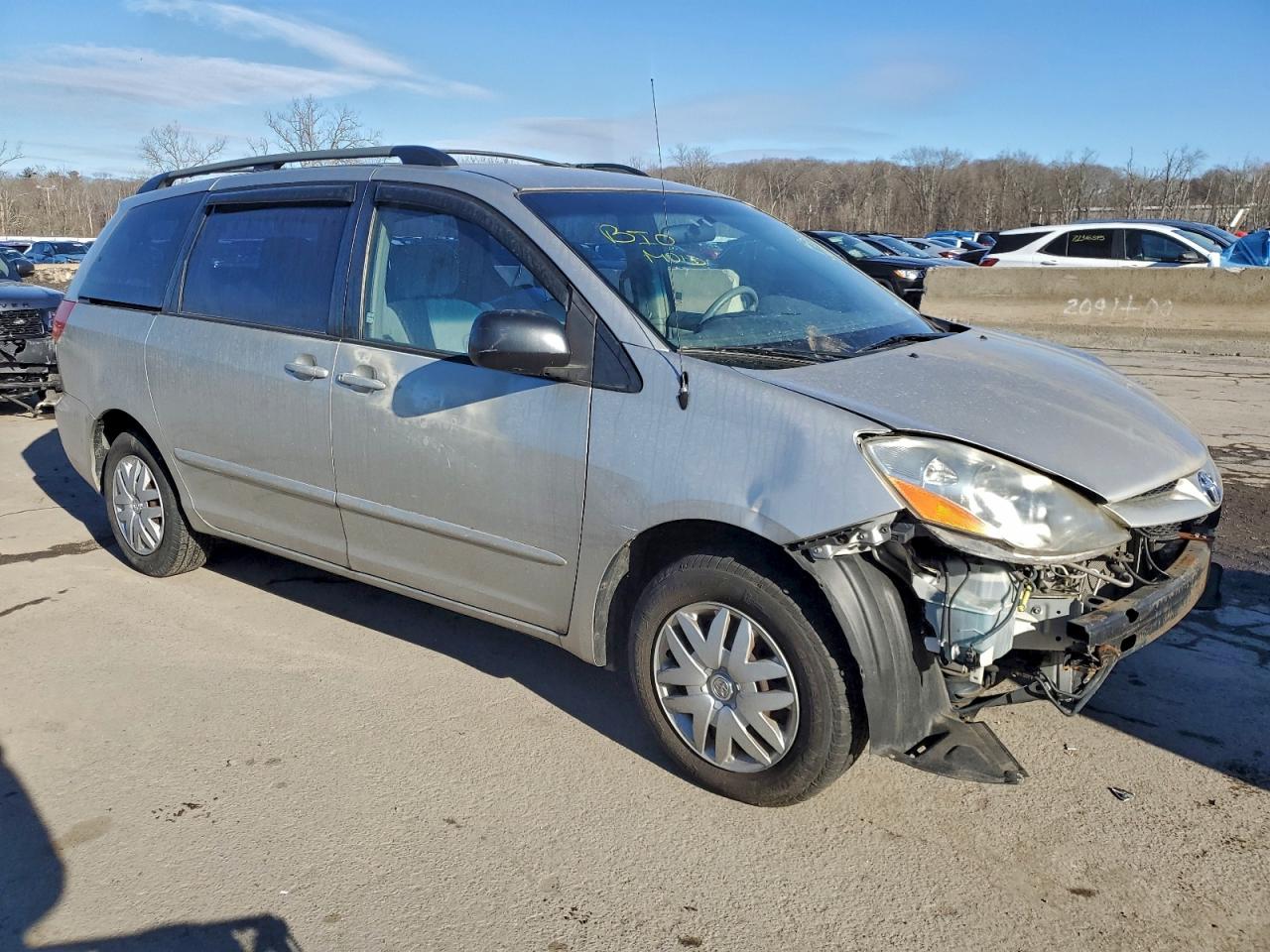 2007 TOYOTA SIENNA CE photo 4