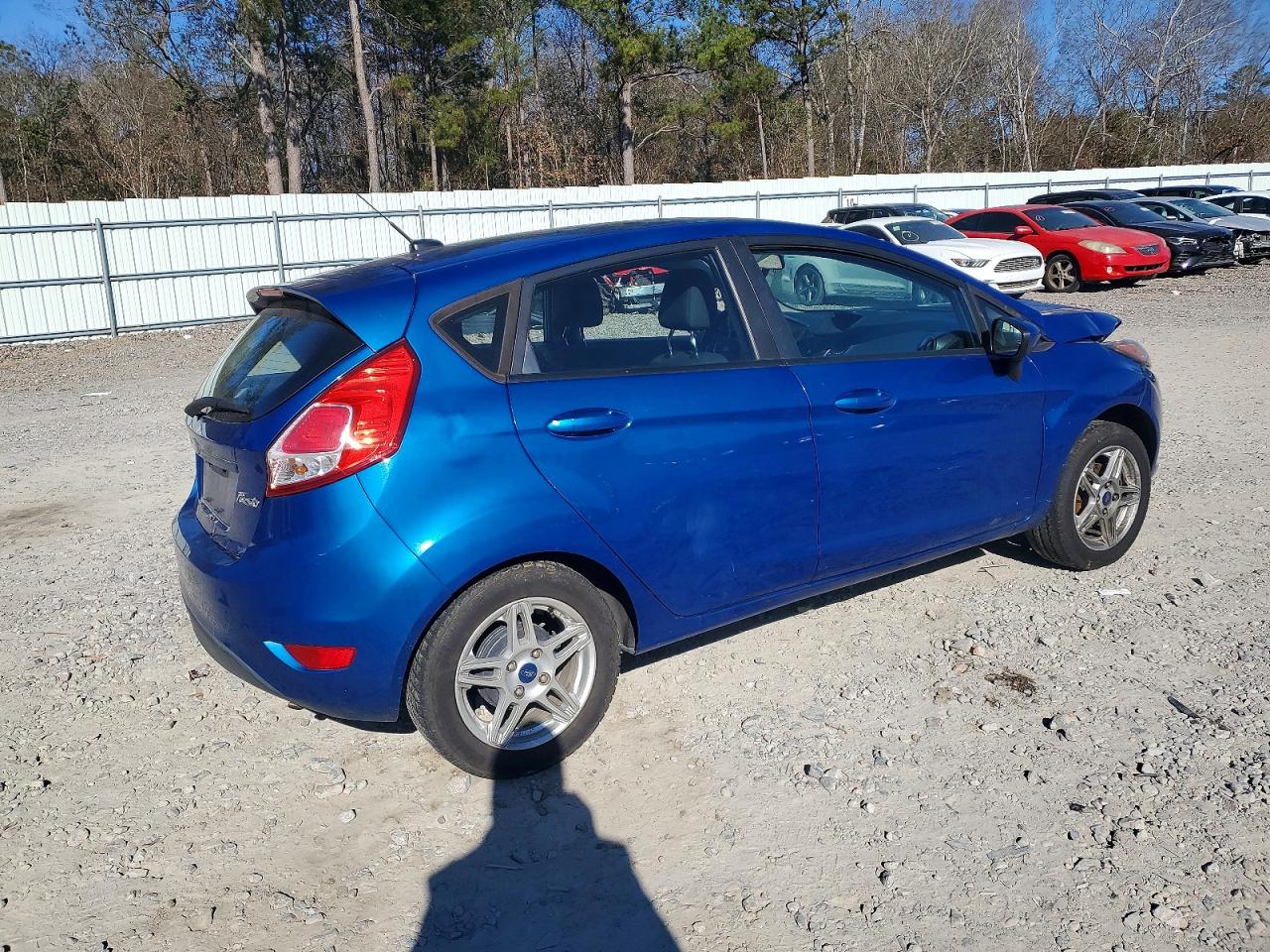 2019 FORD FIESTA SE photo 3