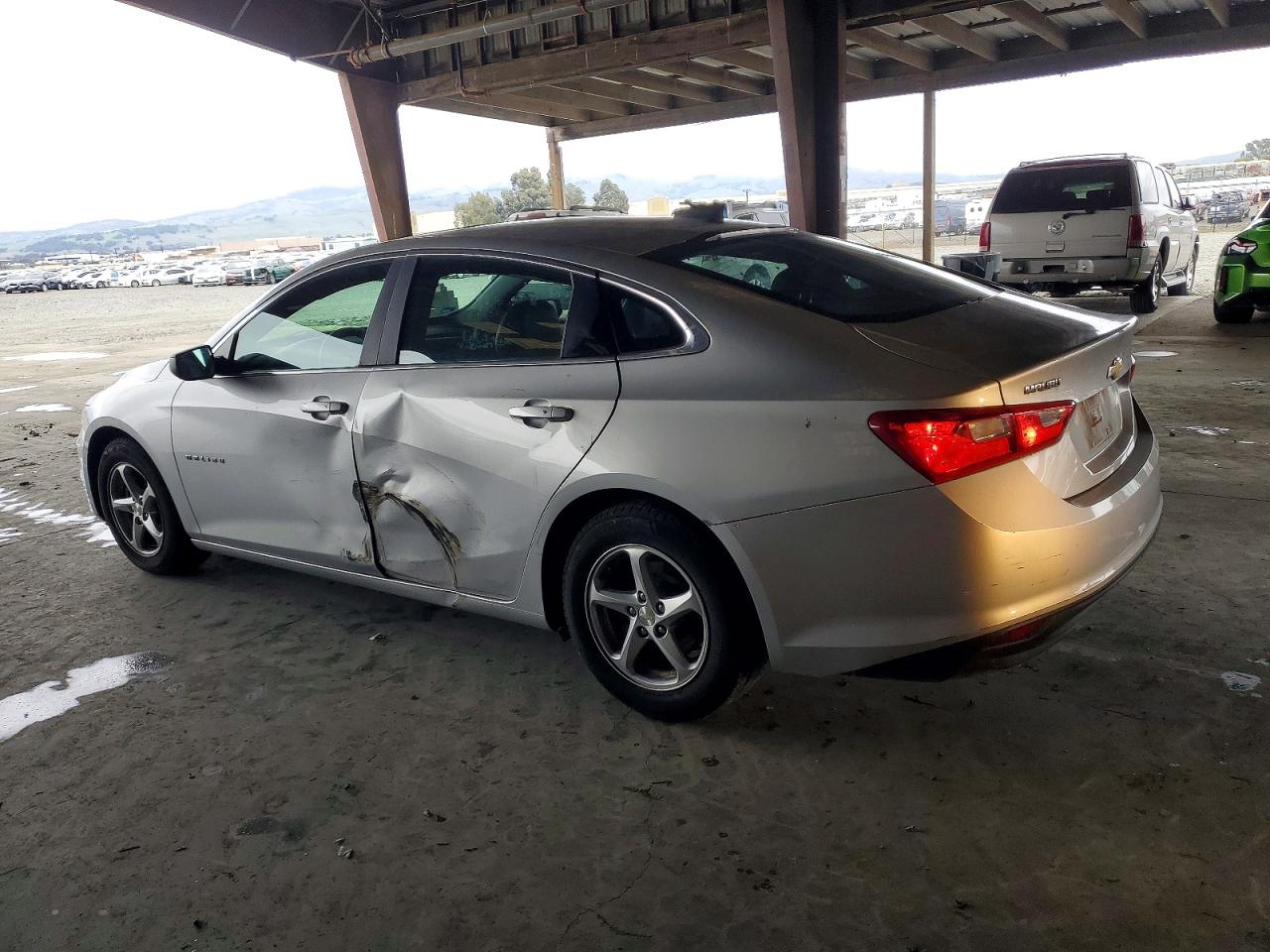 2017 CHEVROLET MALIBU LS photo 2