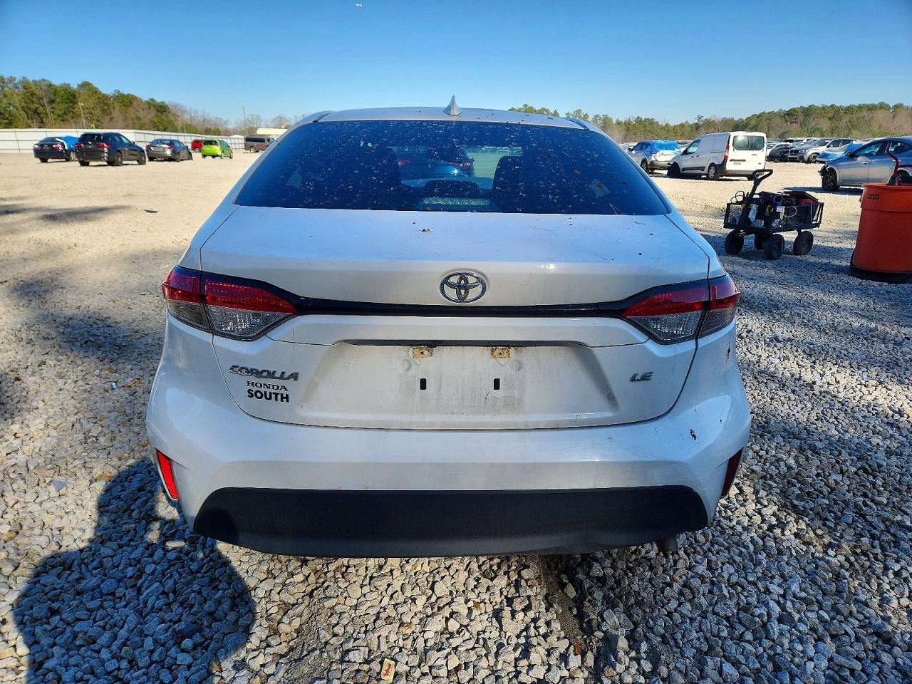 2023 TOYOTA COROLLA LE photo 6