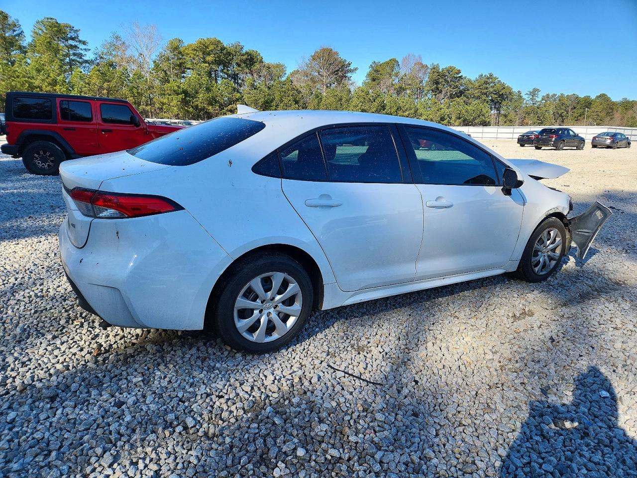 2023 TOYOTA COROLLA LE photo 3